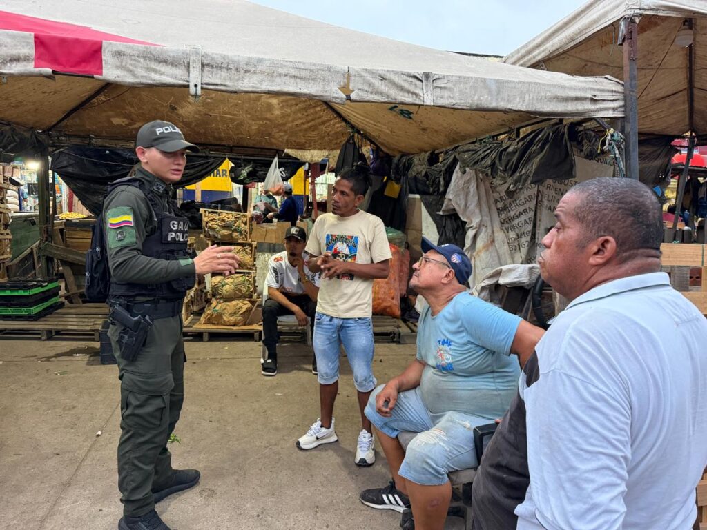 Policía fortalece la lucha contra la extorsión en Barranquillita con jornada de prevención y acompañamiento al comercio whatsapp image 2026 09 14 at 7.58.15 am0000000