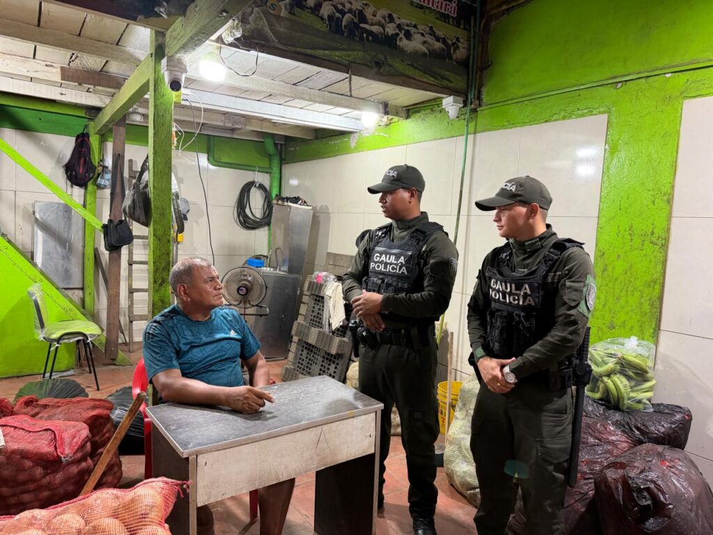 Policía fortalece la lucha contra la extorsión en Barranquillita con jornada de prevención y acompañamiento al comercio whatsapp image 2026 09 14 at 7.58.15 am000000000000